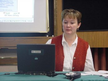 Margaret Kaus demonstrating an online tutorial